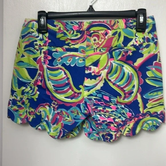 71. LILLY PULITZER Magnolia Shorts Sz. 00 side zip Toucan Play Scalloped - Picture 2 of 11